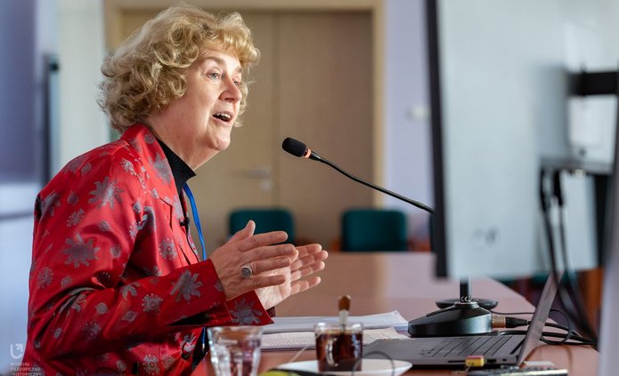 Prof. Joanita Vroom wygłasza wykład